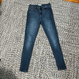 MUDD High-Rise Jeans